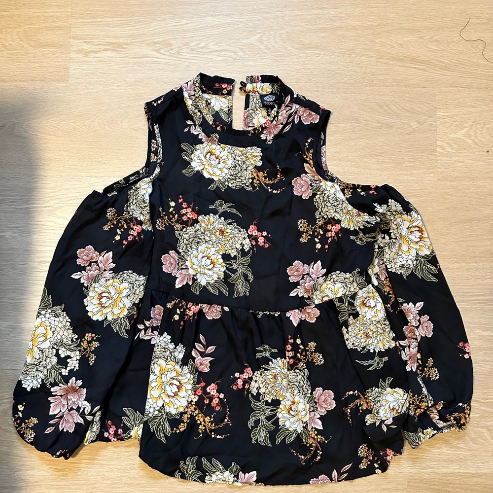 NWOT Floral Black Cold Shoulder Women's Top